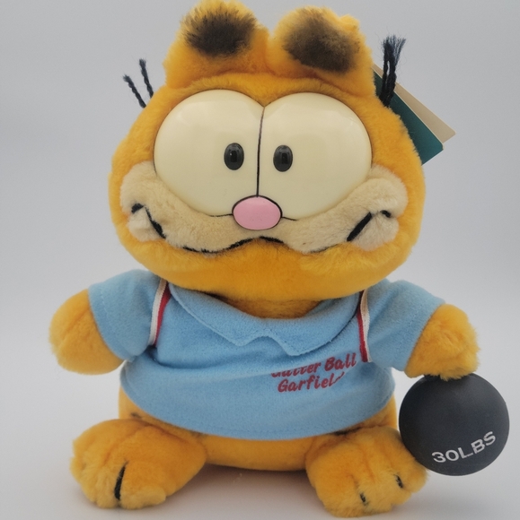 Vintage Plush Garfield the Cat Bowler with Bowling Ball with Hang Tag - Picture 1 of 4